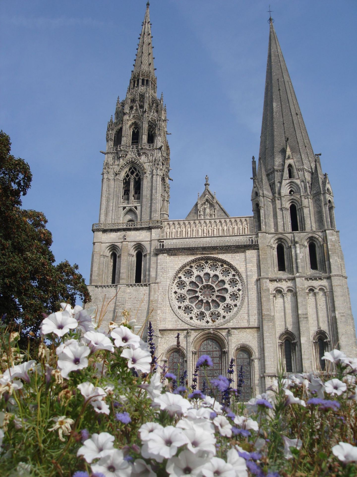 Loire_Cathedrale_in_Chartres