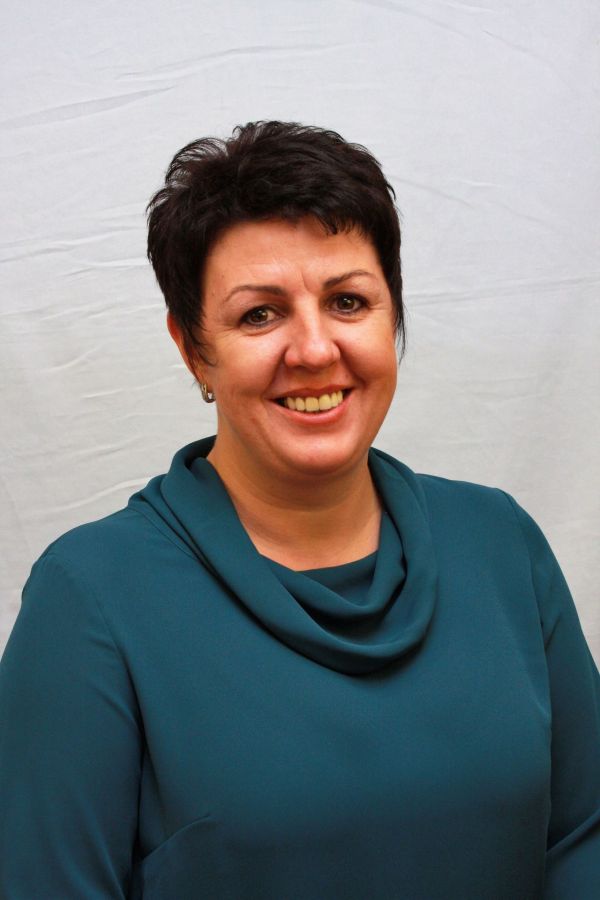 Frau Ulrike Wollner